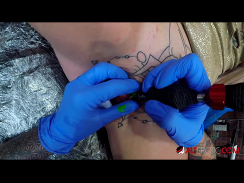 ❤️ Extremely tattooed hottie Sully Savage has a tattoo on her clitoris ❤️ Porno fb at en-gb.tubsexer-porn.ru